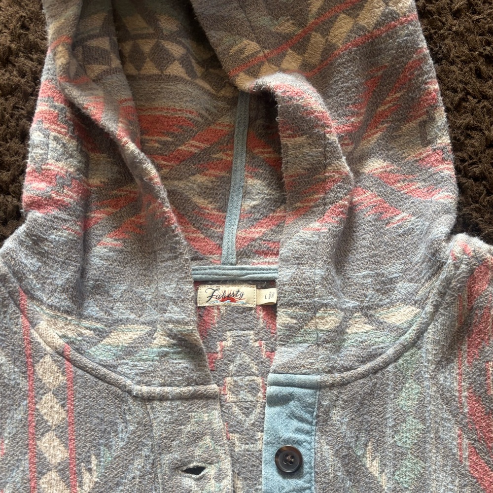 Faherty Pacific‎ hood poncho - Picture 3 of 4